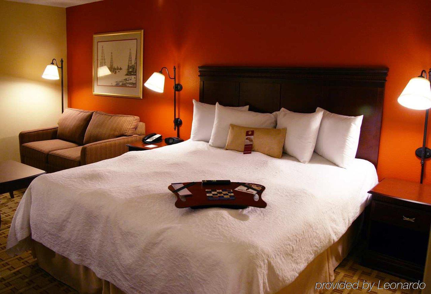 Hampton Inn Houston Near The Galleria Exterior photo